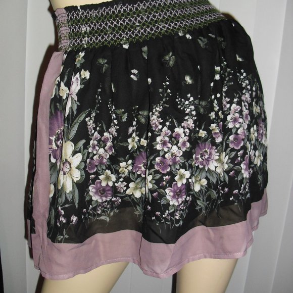 Charlotte Russe,Mini Skirt,border,scarf print,embroidered,smocked,elastic,Unique - Picture 1 of 3